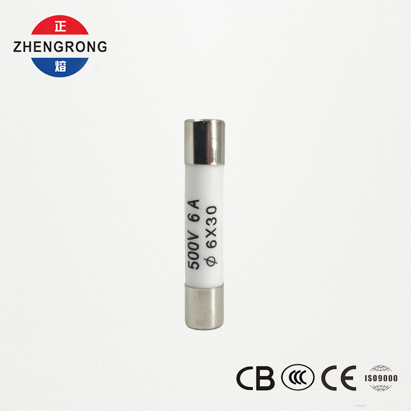 Fusibles R058 6A de haute qualité 6*30mm pour les distributeurs internationaux